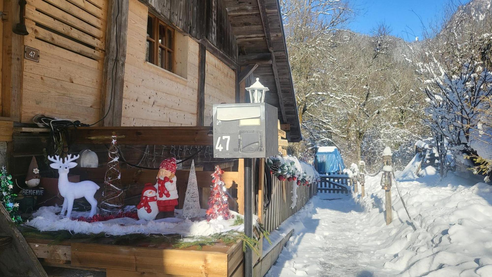 Bed and Breakfast Le Nid Des Cerfs à Essert-Romand Extérieur photo